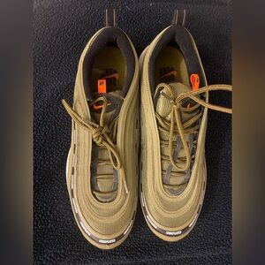 Nike undefeated AirMax Olive and Black Men's Shoes